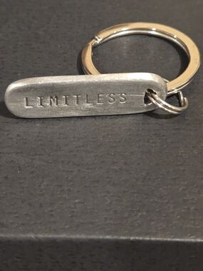 LIMITLESS Rounded Rectangular Pewter Inspirational Keychain